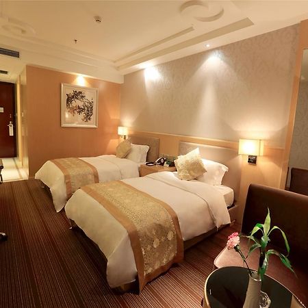 Golden Mountain International Hotel Laiyang Esterno foto