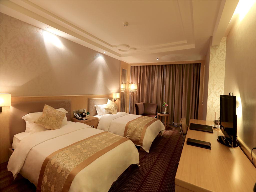 Golden Mountain International Hotel Laiyang Esterno foto