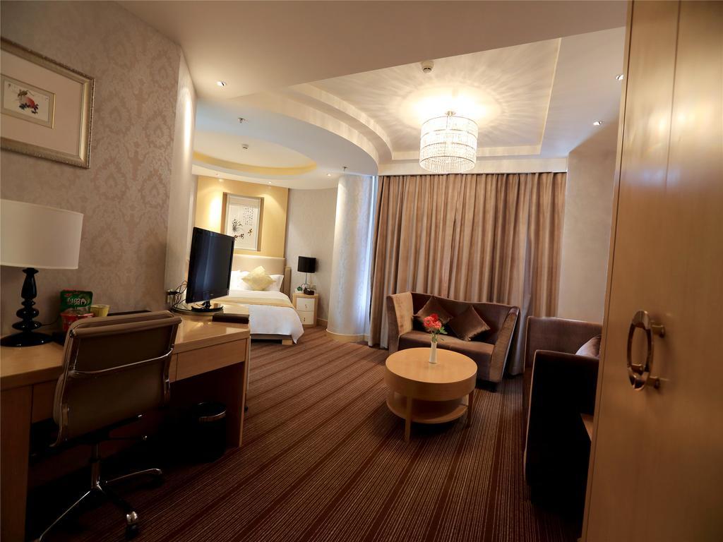 Golden Mountain International Hotel Laiyang Esterno foto