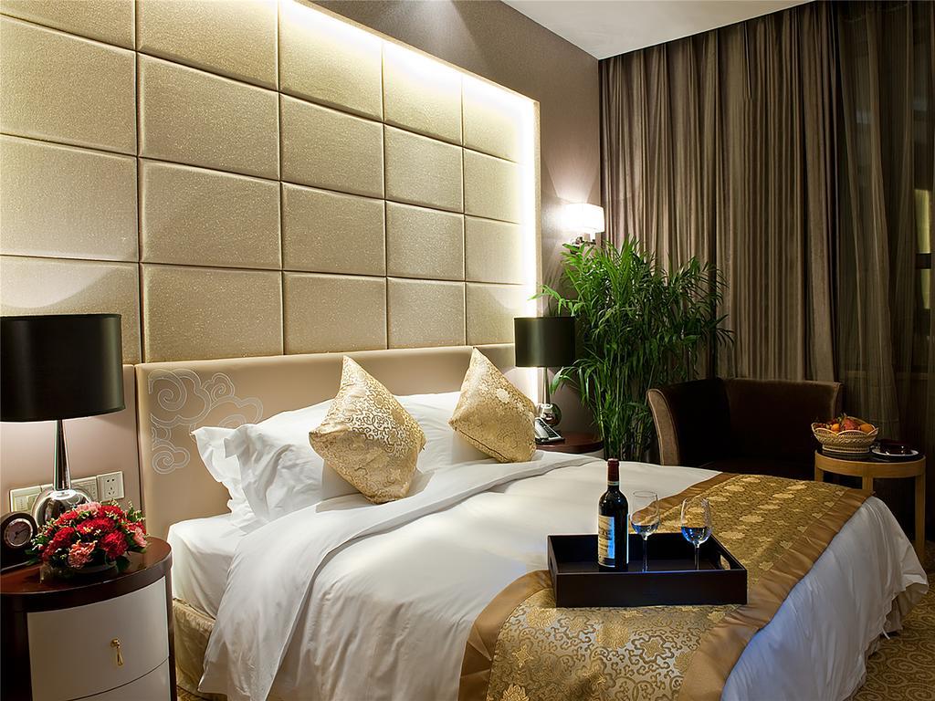 Golden Mountain International Hotel Laiyang Esterno foto